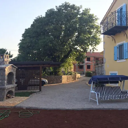 Apartmán With Parking Space Kornic, Krk - 11506 Kornić