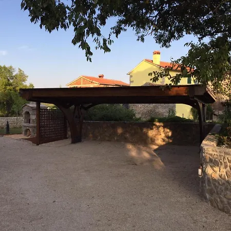 Apartman With Parking Space Kornic, Krk - 11506 Kornić